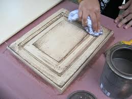 best way to paint kitchen cabinets