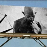 Mahatma gandhi was the greatest leader of his times and the millions of people used to respect and follow him. Mahatma Gandhi Ist Ein Switcher Leumund Ch