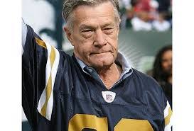 Larry Grantham's Instagram, Twitter & Facebook