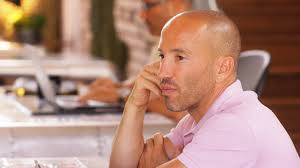 Jason Oppenheim van Selling Sunset na 10 maanden weer vrijgezel