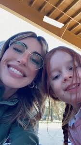 Nanny turned organizer for busy families