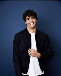 Noah Centineo Bruna C Cute Guys Noah Cute Boys