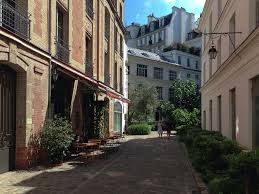 Passage Dauphine Entree Au 30 Rue Dauphine 6eme Metro Odeon Lignes 4 Et 10 Et Mabillon Ligne 10 Paris Ile De France Region Ile De France