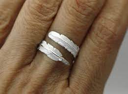Sterling silver is an alloy of silver containing 92.5% by weight of silver and 7.5% by weight of other metals, usually copper. Villa Sorgenfrei Schmuckmanufaktur Sterling Silber Weisser Feder Ring