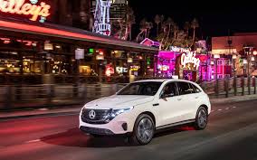 2020 Mercedes Benz Eqc 400 On The Road In The Electric Suv 3 14 Review Specs And Release Date Mercedes Benz Suv Benz