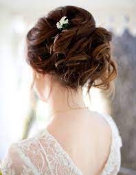 Chignon Mariage Rock Je Veux Un Joli Chignon De Mariee Elle Wedding Hairstyles Updo Bridal Hair Wedding Hairstyles