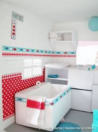 Diy Tutoriel Fabriquer Maison De Barbie Salle De Bains Maison Barbie Maison De Poupee Meubles De Maison Barbie