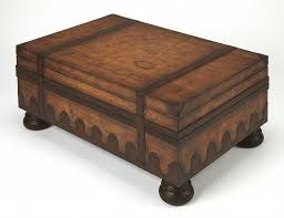 These gorgeous old world hammered coffee table reminds us of a time back in the southwest. Old World Vintage Style Map Coffee Table