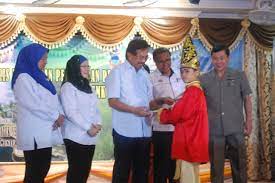 Sekolah hotspot ini merupakan sekolah yang terlibat dengan masalah disiplin, penyalahgunaan dadah, dan jenayah. Sekolah Seni Malaysia Sabah Foto Album2