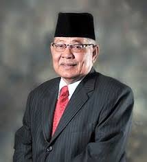 Ramos dari filipina, tun abdul razak dari malaysia, s. Azizan Abdul Razak Wikipedia Bahasa Melayu Ensiklopedia Bebas