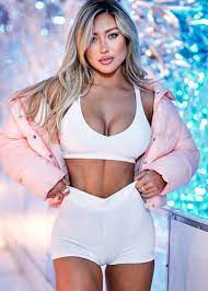 Stefanie Knight - Free nude pics, galleries & more at Babepedia