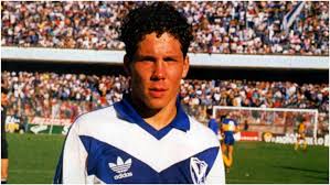 Hoy también juegan el barcelona y el real madrid. Laliga Simeone 32 Years Of Passion Marca In English