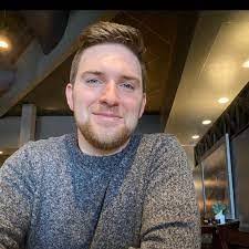 Ben Mullis's Instagram, Twitter & Facebook