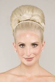 Don't look any further, all current cute updos for long. Large Bouffant Style Blonde Hairstyle Short Wedding Hair Hair Styles Wedding Hairstyles