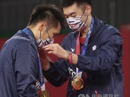 China received the combined doubles yesterday and had hopes of pulling off a. 3n5rq98ipfxvcm
