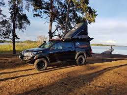 Toyota Hilux Revo Projektblackwolf Dachzelt Zelten Dach