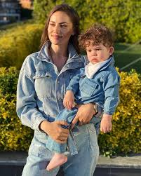 Surprise With Fahriye Evcen S Son Karan Who Is Fahriye Evcen Where Is She From Here Is Karan Ozcivit Gossip Hunters