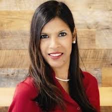 Gina Racine's Instagram, Twitter & Facebook