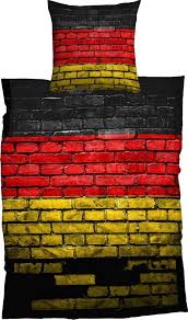 Die flagge der bundesrepublik deutschland oder bundesflagge ist eine trikolore aus drei gleichgroßen horizontalen balken in schwarz, rot und gold. Bettwasche German Flag Casatex Mit Deutschland Flagge Bedruckt Online Kaufen Otto