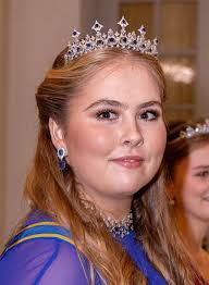 Royal Rumormonger — tiaramania: TIARA ALERT: Lady Iona Murray wore...