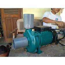 Pasang pompa air jet pump dekat dengan sumur dan mudah di periksa.pasang sokdarat pada mesin pompa dan ejector pompa terlebih dahulu,sambuang pipa peralon sampai dengan kedalaman 20 meter. Harga Pompa Air Semi Jet Pump Daya Hisap 20 Meter Temukan Jawab