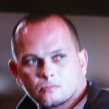 Rolando Quinones (@Ur_Clown)