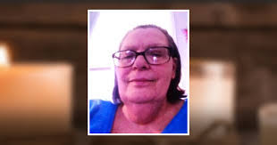 Jean Cummins's Instagram, Twitter & Facebook