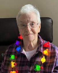 Marion Staples's Instagram, Twitter & Facebook