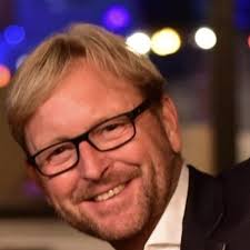 Torsten Bruns: Finanzdienstleistungsunternehmen in Minden