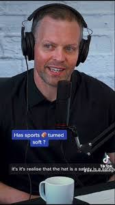 Noah Cantor's Instagram, Twitter & Facebook