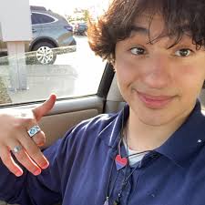 Keros Chavez (@keros.chavez) • Instagram photos and videos