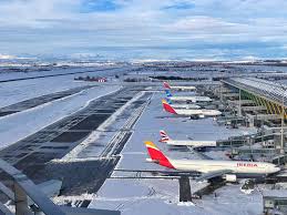 Around 11pm, security will begin checking paperwork, evicting those without valid boarding tickets. Snowstorm Filomena Shuts Down Madrid Barajas Airport Spain Aviation24 Be