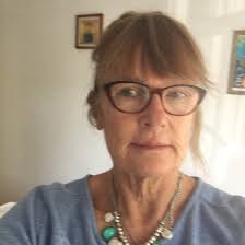 Linda Silvester's Instagram, Twitter & Facebook