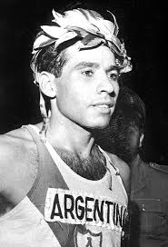 EL HOMBRE Y SU TIEMPO