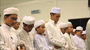 Maahad tahfiz lorong alif atau nama baru nya darul ulum ar rahimiyah tahfizul quran telah ditubuhkan 24 tahun yang lalu. Lagu Rasmi Maahad Tahfiz Sains Darul Aman Mtsd Youtube