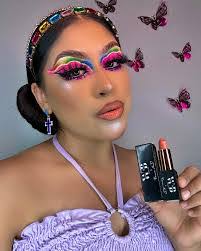 Sharon Brito's Instagram, Twitter & Facebook