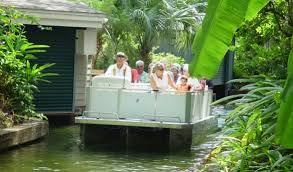 Take a 2 hour guided tour in our 100% clear kayaks while exploring the winter park chain of lakes. Scenic Boat Tour Winter Park Florida Boat Ride Chain Of Lakes