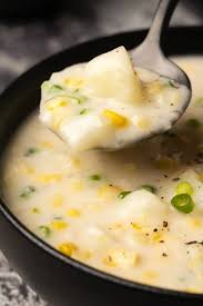 Creamy And Hearty Vegan Corn Chowder With Potatoes Rich And Comforting This Soup Makes A Delicious Appeti Vegan Corn Chowder Chowder Recipes Vegan Potato Soup