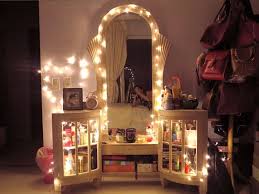 Skema rangkaian lampu berjalan 5 watt pembelajaran online guru. 10 Pola Tumblr Lamp Paling Kece Untuk Dekorasi Kamar Kos