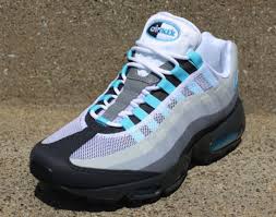 Nike Air Max 95 No Sew Anthracite Tide Pool Blue Cool Grey Nike Air Max Nike Air Max 95 Nike Air Max Running