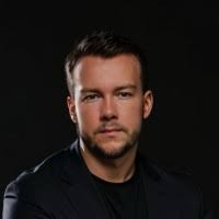 1200+ profils pour “Eli For”