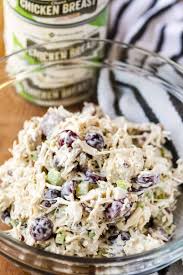 Easy Chicken Salad This Easy Chicken Salad Recipe Filled With Fresh Grapes And Roast Chicken Salad With Grapes Easy Chicken Salad Chicken Salad Recipe Easy