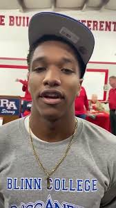 Riverside's Cade Middleton signs with Blinn