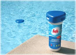 Produits Pour Le Nettoyage Et L Entretien Des Piscines Et Leur Eau
