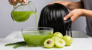 Washing hair with Amla Juice