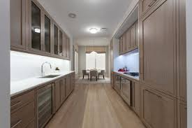 the closed kitchen makes a comeback
