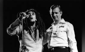Achtung, die dritte seite ist die antwortseite! Bob Marley Dies Ist Die Todesursache Der Reggae Legende