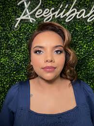 Hello! I am a professional makeup artist based in New Jersey, and I am  looking to enhance my bridal portfolio. I would love to collaborate with  hairstylists