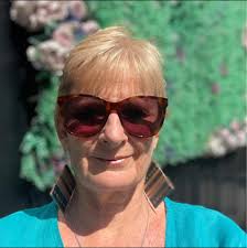 What are the luggage storage options in Dover, England?