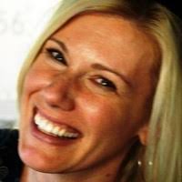 Tanya Klein's Instagram, Twitter & Facebook